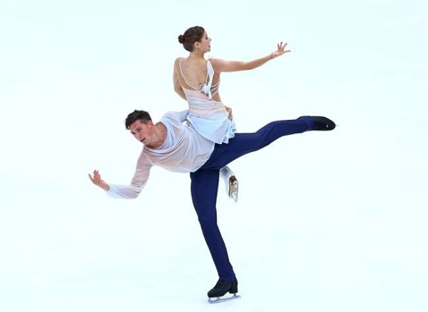 Сильнейшие фигуристы России посоревнуются в Омске
Сильнейшие фигуристы России посоревнуются в Омске