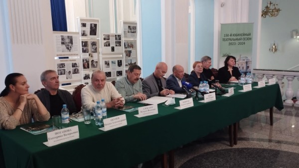 
									В юбилейный сезон Омской драмы зрителей ждет масса сюрпризов 