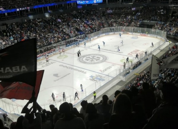 
									Омский «Авангард» не смог одолеть новосибирскую «Сибирь» 