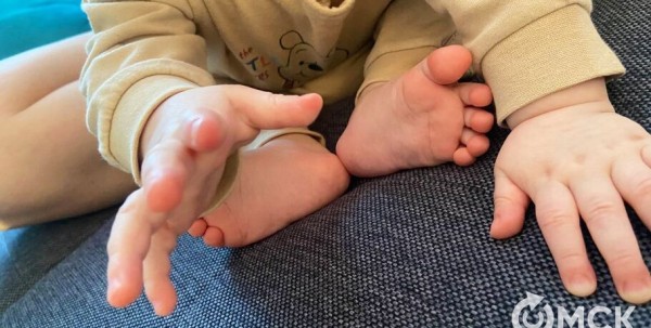 Юния, Ербол, Эми и Еникей. Налоговая служба поможет омичам выбрать имя ребёнку