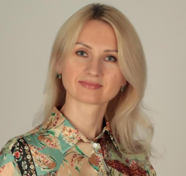 
									В мэрию Нижневартовска устроилась омичка, замешанная в деле о мошенничестве 