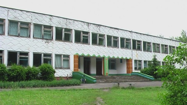 
									В школе Омской области литературу преподает повар, а химию – закройщица 