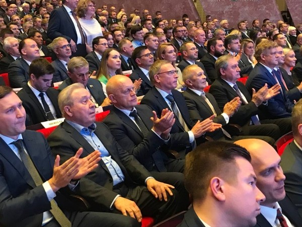 На инаугурацию Хоценко пришли его родители