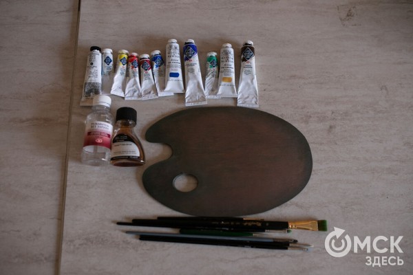 Тихое озеро и старая дача. Наполняемся гармонией загородной жизни с помощью картин юного художника