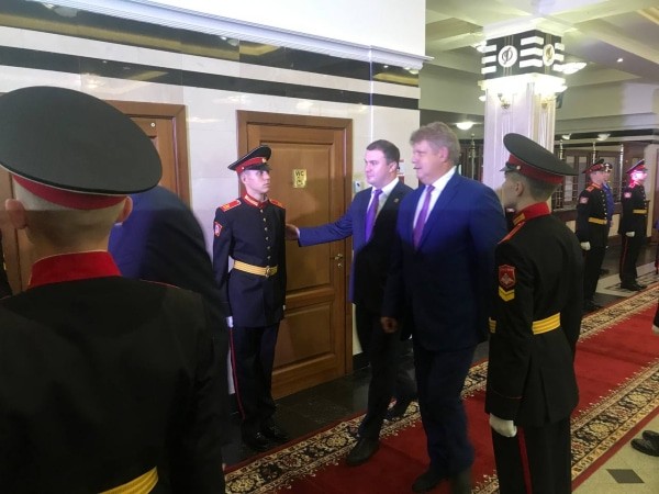 На инаугурацию Хоценко пришли его родители