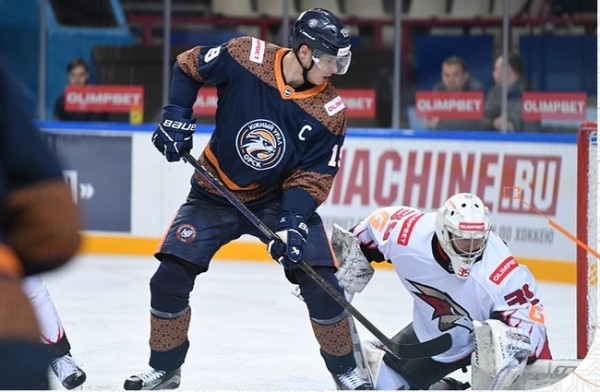 
									«Омские Крылья» проиграли шестой матч подряд 