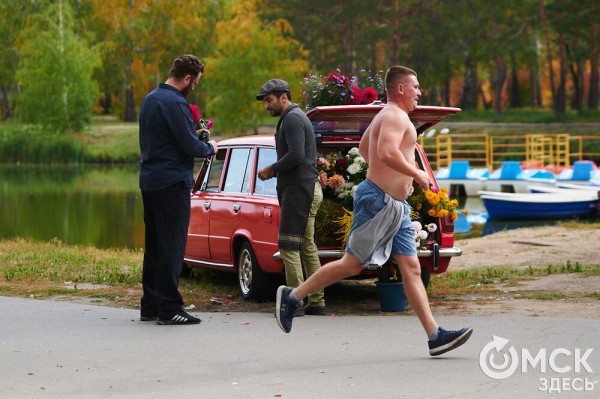 "Запутанный рассказ о любви и быстротечности времени". В Омске стартовали съёмки короткометражного фильма