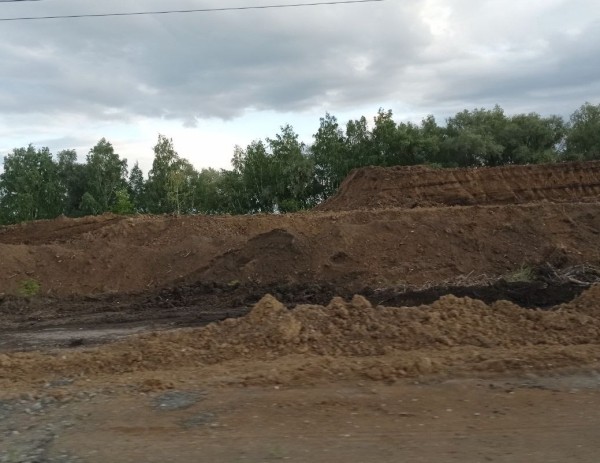 
									Под Омском снесли путепровод через железную дорогу-призрак  