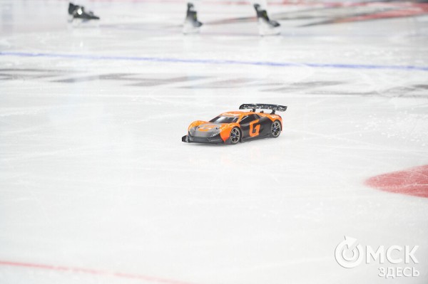 "Авангард" открыл сезон волевой победой в сибирском дерби