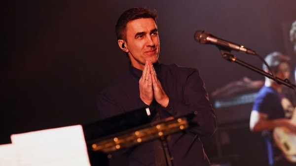 «Раньше на сцену попадали не по блату»: кого везут на гастроли в Омск
«Раньше на сцену попадали не по блату»: кого везут на гастроли в Омск