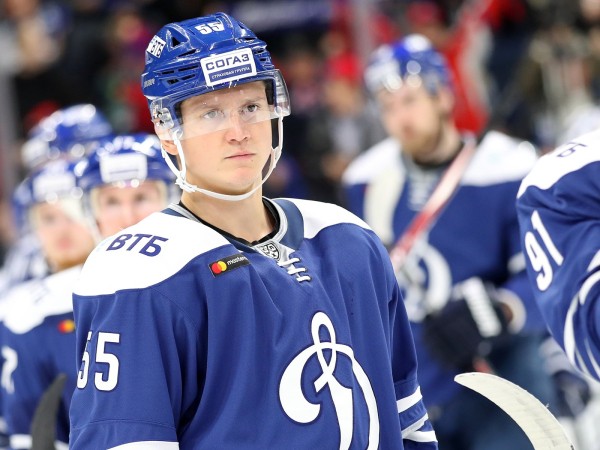 
									«Авангард» потерял защитника, которого недавно выкупил у «Динамо» 