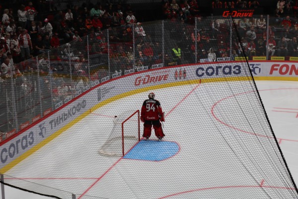 
									«Авангард» начал сезон с тяжелейшей победы над «Сибирью» 