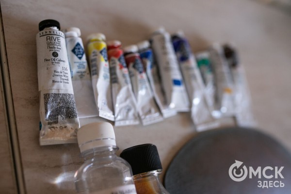 Тихое озеро и старая дача. Наполняемся гармонией загородной жизни с помощью картин юного художника