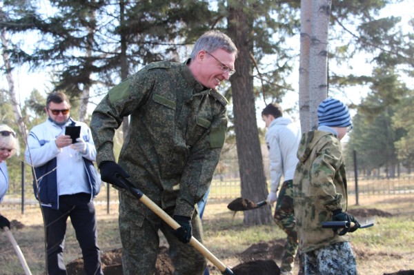 
									Бурков устроился работать на «Уралвагонзавод»? 