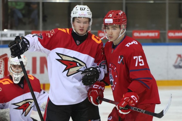 
									Хет-трик и победный буллит: «Омские Ястребы» провели фантастический матч в Ярославле 