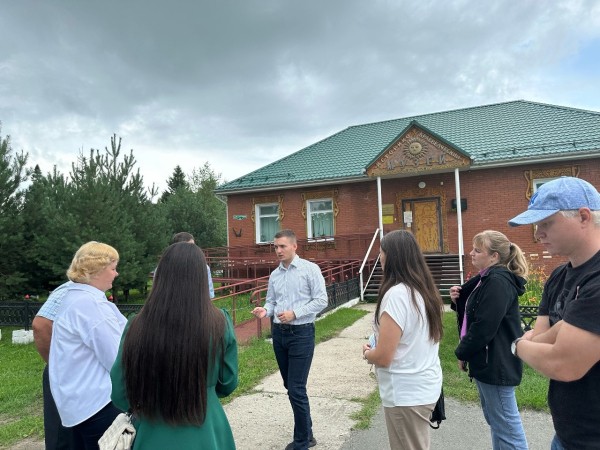 
									Илья СМИРНОВ: «На селе надо строить жилье для молодых» 