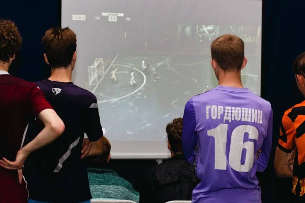 
									«Новые люди» провели в Омске первый турнир по фиджитал-футболу 