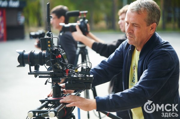 "Запутанный рассказ о любви и быстротечности времени". В Омске стартовали съёмки короткометражного фильма