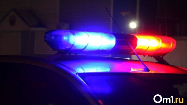 В Ленинском округе Омска перевернулась пассажирская маршрутка