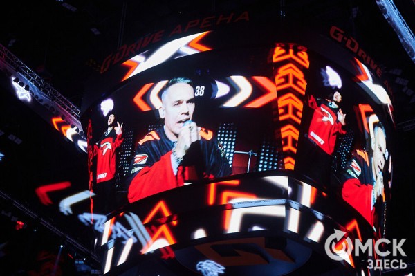 "Авангард" открыл сезон волевой победой в сибирском дерби