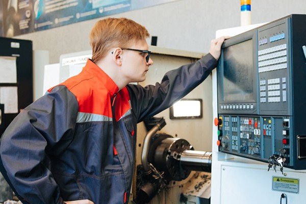 
									Омский политех продолжает прием на заочное обучение 