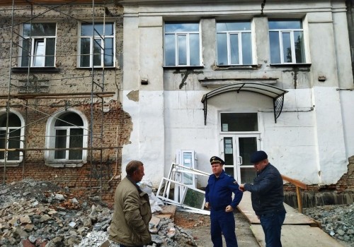 Шелест устроил внезапную проверку основных омских строек — строители расслабились