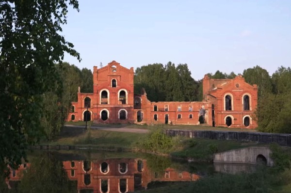 Тру стори: как старый завод или заброшка могут вызвать вау-эффект Тру стори: как старый завод или заброшка могут вызвать вау-эффект