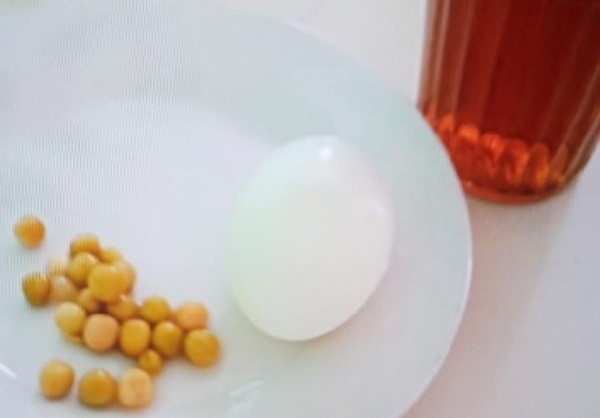 
									Омских школьников кормят одним яйцом в день 