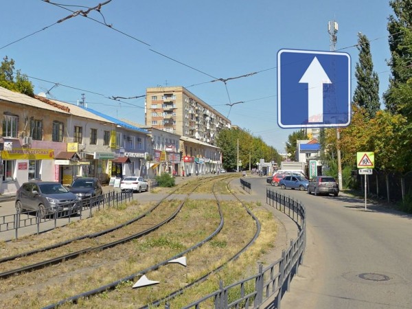 
									В Омске на части улицы Серова введут одностороннее движение 