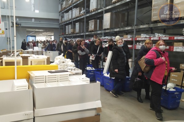 
									Татьяна ЦЕЛЫХ: «Все хорошо одеты, а жаловаться – у нас в крови» 