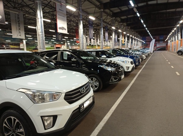 
									«Перекупы под крышей»: стоит ли омичам покупать подержанные авто в салонах?  