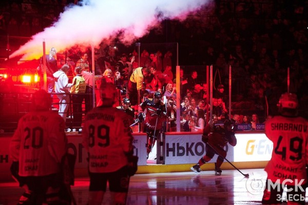 Разгром на глазах болельщиков: "Трактор" с новым тренером "переехал" усталых "ястребов"