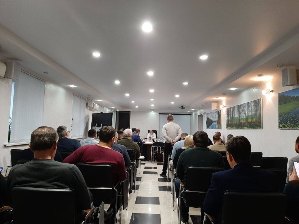 Вице-губернатор Курманов жестко отчитал омских подрядчиков
Вице-губернатор Курманов жестко отчитал омских подрядчиков