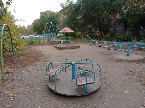 Многие омичи живут в идеальных дворах, но даже не подозревают об этом
Многие омичи живут в идеальных дворах, но даже не подозревают об этом