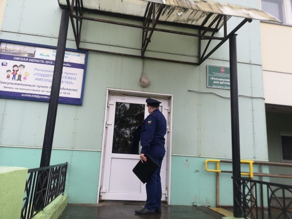 
									Избиения подростков в омском детдоме могли быть неединичными -  прокуратура  