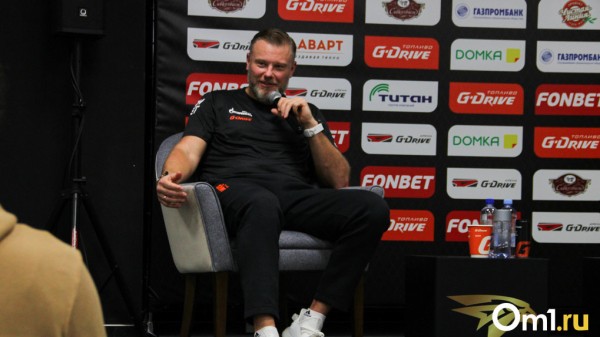 Омский «Авангард» проиграл худшей команде КХЛ, пропустив 4 шайбы во 2-м периоде