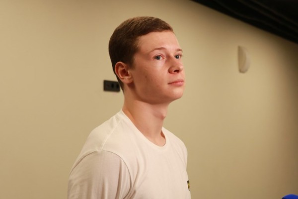 
									«Красная» арена и «короткий» лед: как прошел первый день гран-при в Омске? 