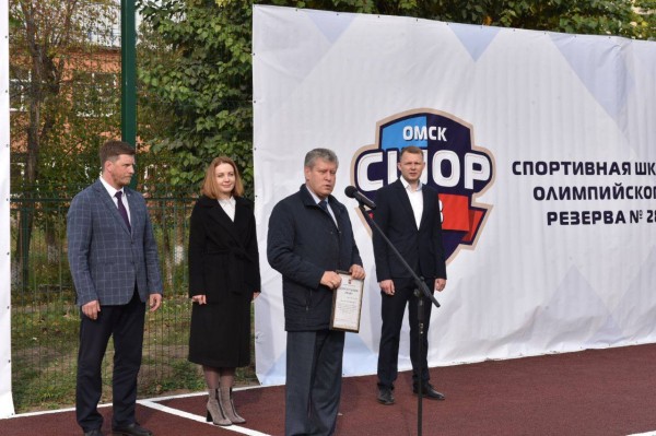 В Омске открылась новая спортивная площадка
В Омске открылась новая спортивная площадка