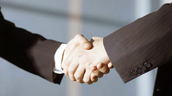 
									Омичи теперь могут просто и удобно записаться к нотариусу 