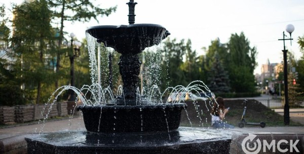 Фонтан на улице Тарской отремонтируют по новому проекту