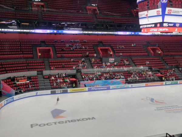 
									Омичи даже бесплатно не хотят смотреть на сильнейших фигуристов-юниоров России 