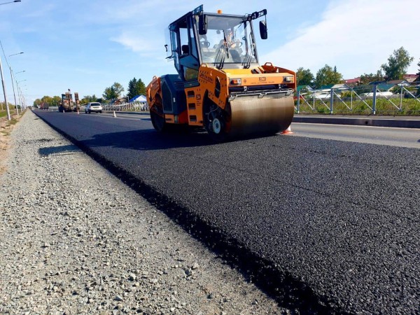 
									В Омской области заканчивают ремонт участка дороги до Калачинска 