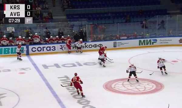 
									«Авангард» с большим трудом обыграл китайский «Кунльлунь» 