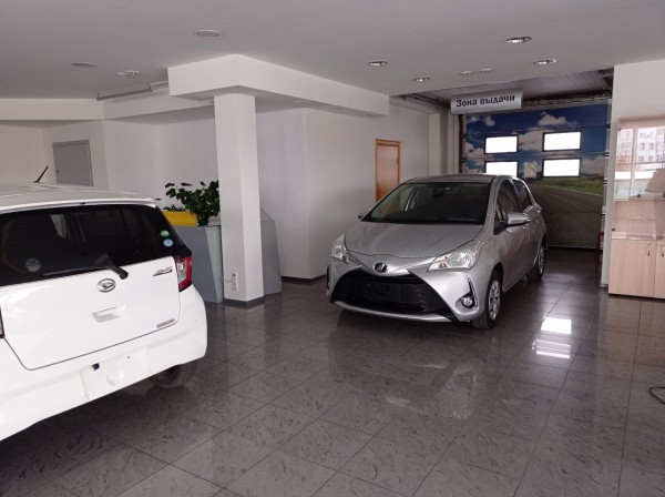 
									«Перекупы под крышей»: стоит ли омичам покупать подержанные авто в салонах?  