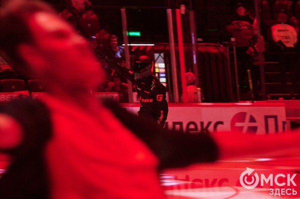 Разгром на глазах болельщиков: "Трактор" с новым тренером "переехал" усталых "ястребов"