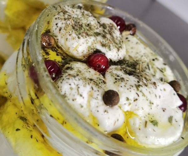 Рикотта, буррата и халлуми: кто делает крафтовые сыры в Омске?
Рикотта, буррата и халлуми: кто делает крафтовые сыры в Омске?