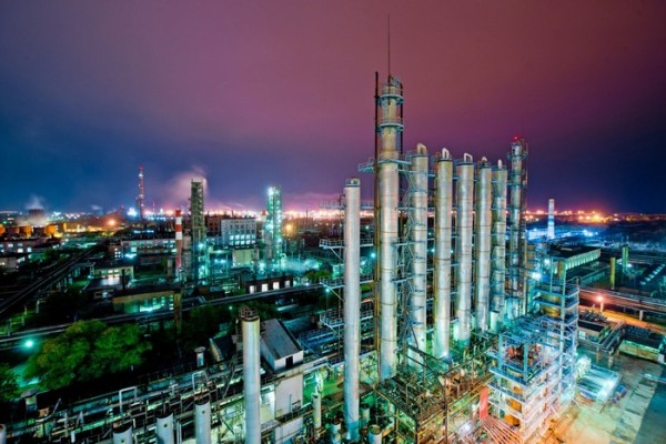 
									Сотрудников «Омского каучука» наградили в честь дня рождения предприятия 