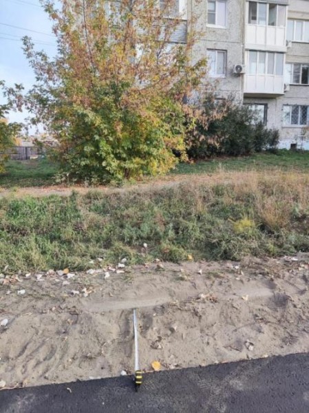 «Долгая дорога в дюнах» по омской улице Попова