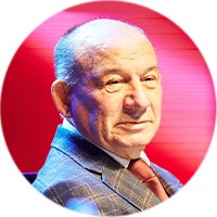 "Заканчиваем с замусориванием жизни в эпоху вседозволенности". Новый культурный курс страны