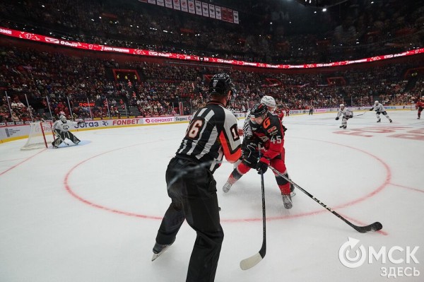Разгром на глазах болельщиков: "Трактор" с новым тренером "переехал" усталых "ястребов"